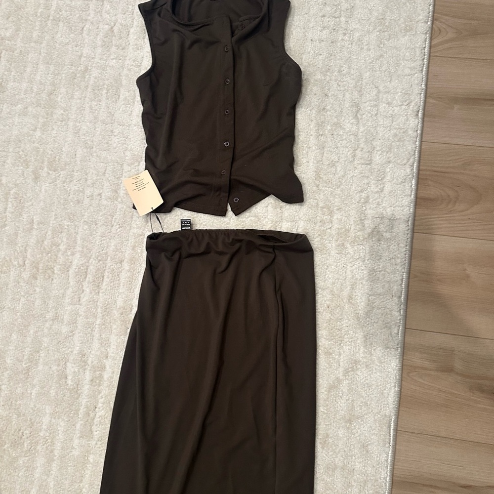 Women's Brown Button-Front Skirt Set